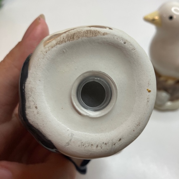 Vintage pair of seagulls porcelain salt and pepper shaker marine decorative - Picture 8 of 10